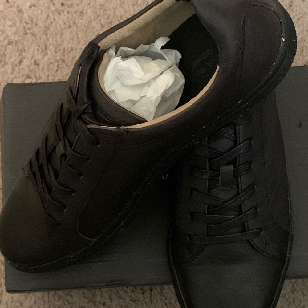 Leather Shoes/Decks/Sneakers - Picture 8 of 8